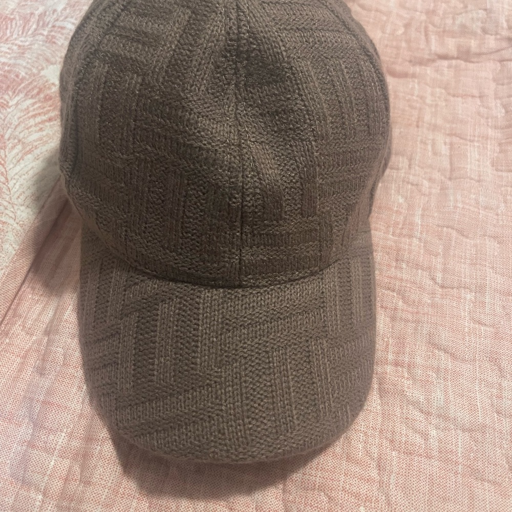 Brown Textured Hat with Curved Brim